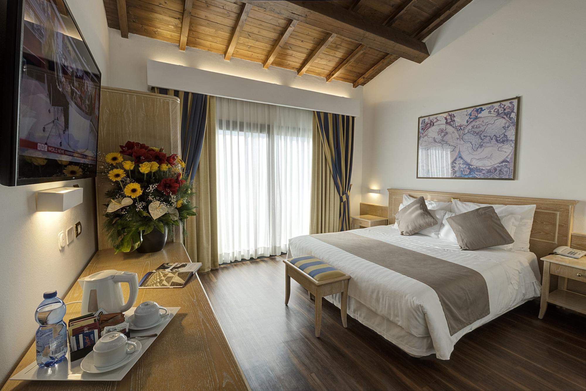 Hotel Orologio Ferrara Bagian luar foto