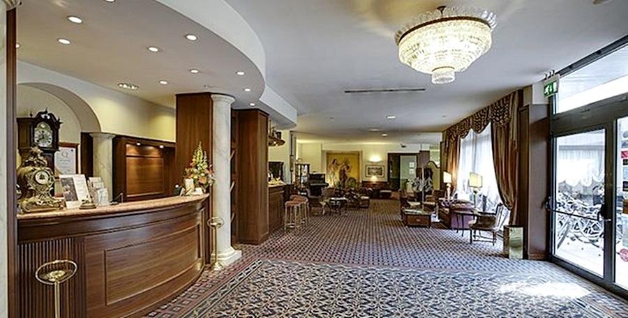 Hotel Orologio Ferrara Bagian luar foto