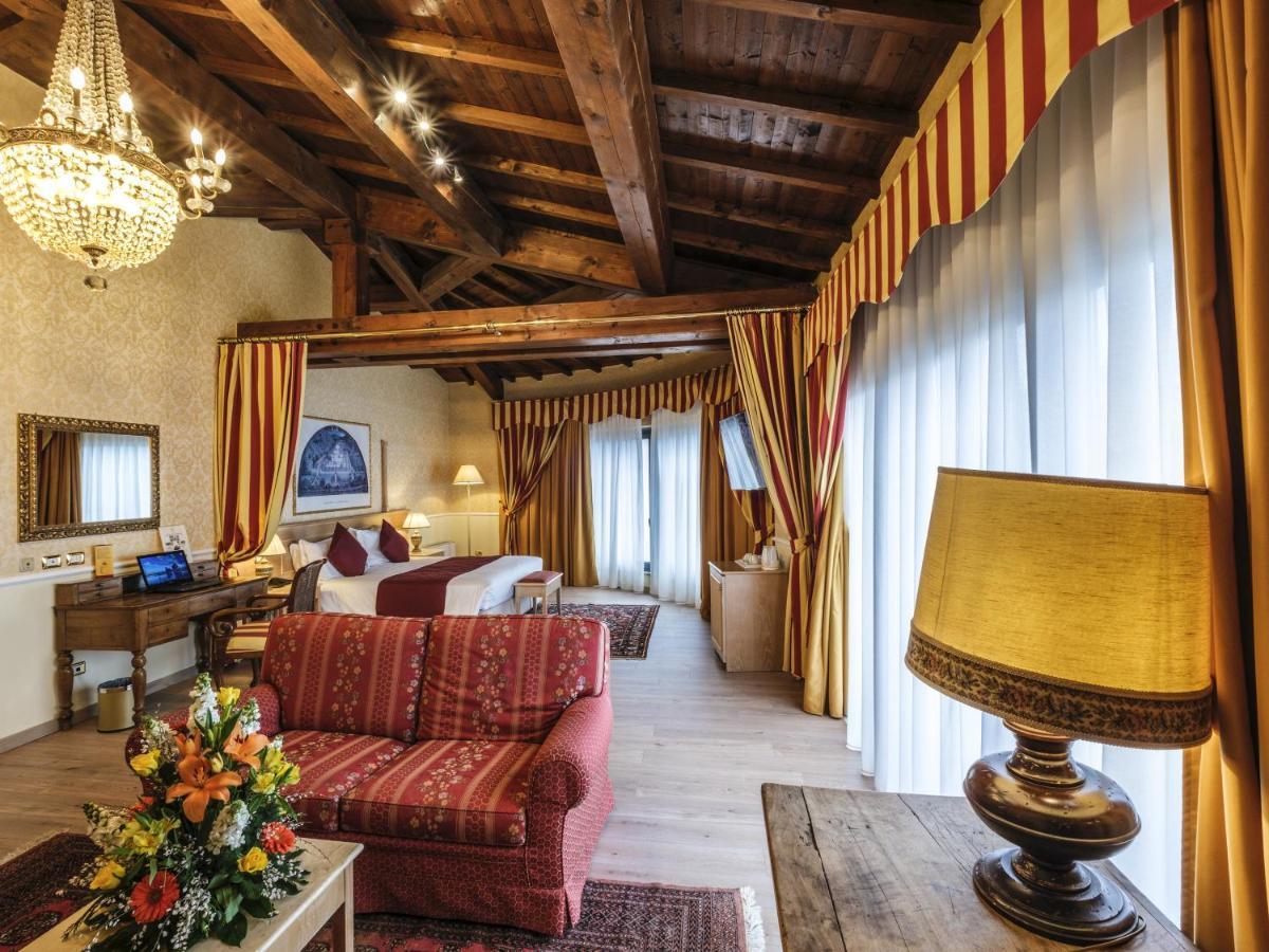 Hotel Orologio Ferrara Bagian luar foto
